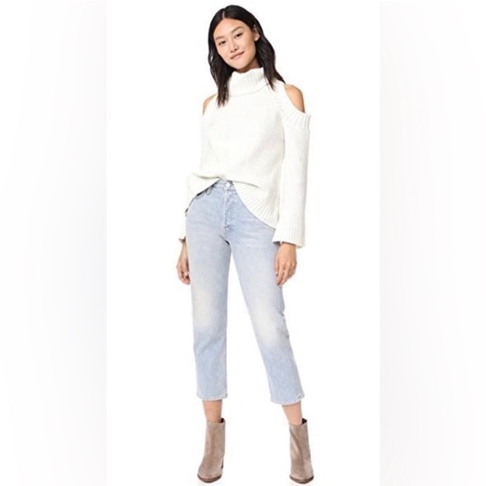 JOA J.O.A. Los Angeles Cold Shoulder Turtleneck Sweater Cream Size Small S